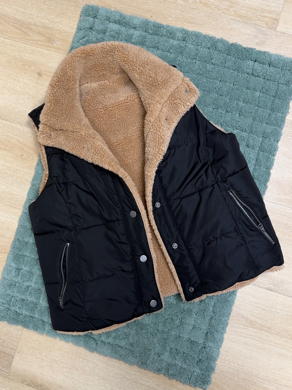 Lucky Brand Brown Tan Reversible Sherpa Winter Vest